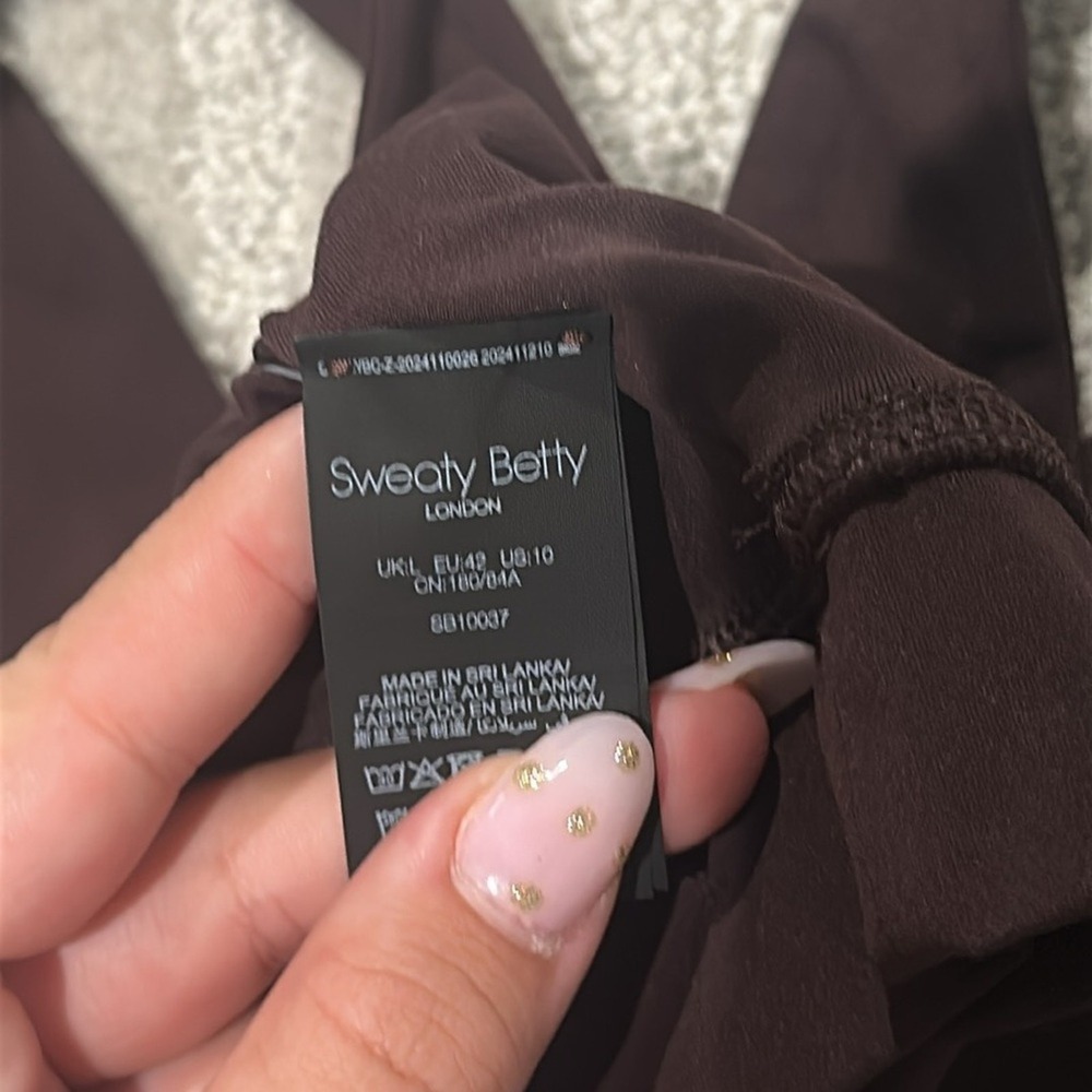Sweaty Betty Ultimate Yoga Voop Bra Sable Brown Recycled Sweat Wicking Quick Dry - Picture 10 of 10